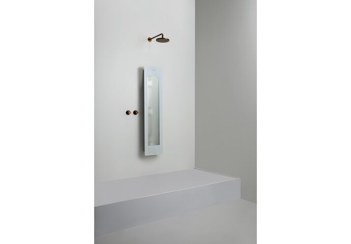 Sunshower ONE/M 2000W infrarood douchepaneel installatie voor badkamer en wellness - opbouw voorbeeld 2